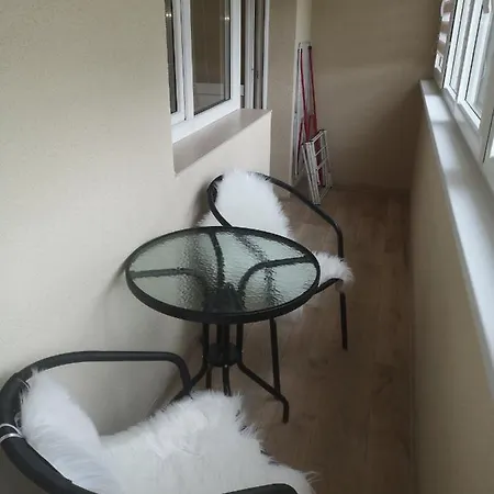 Kristinos Apartment *